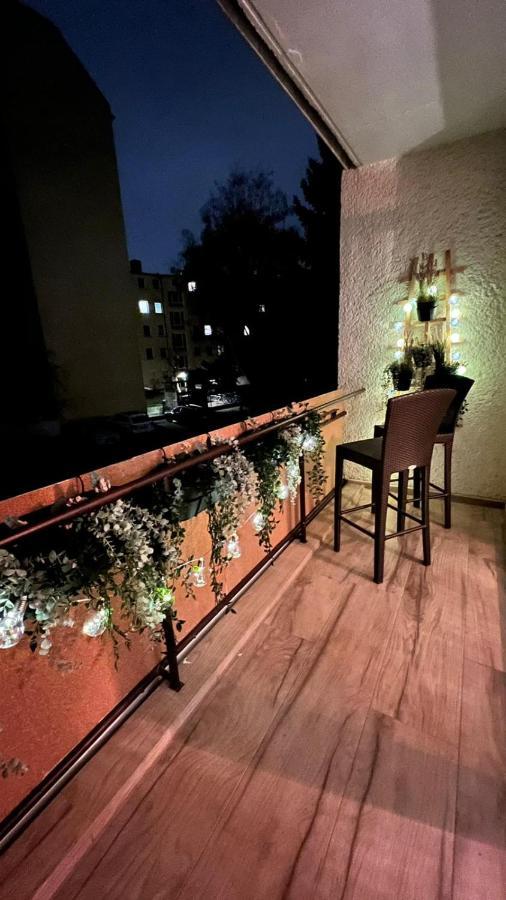 Designer With Terrace & Parking