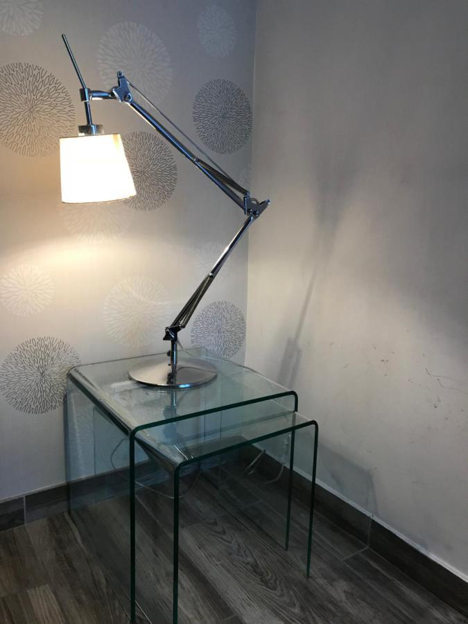 Designer With Terrace & Parking Appartamento