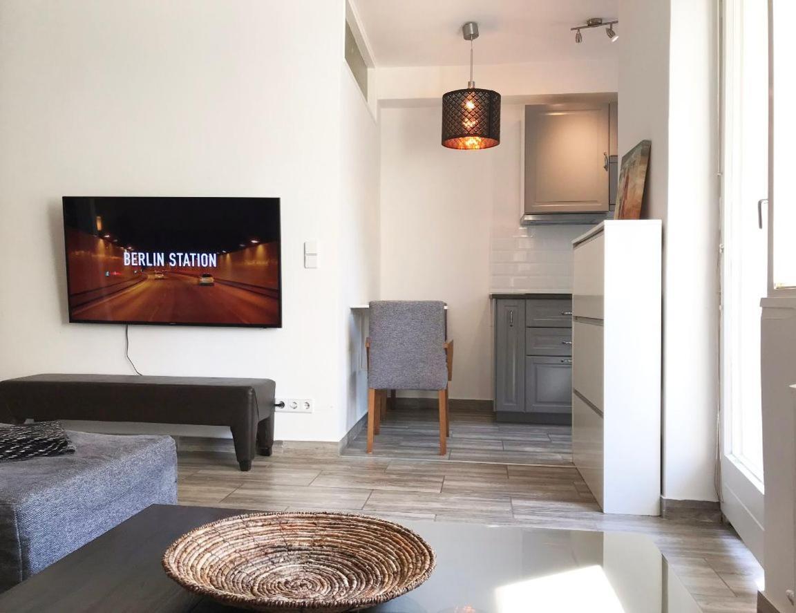 Designer With Terrace & Parking *